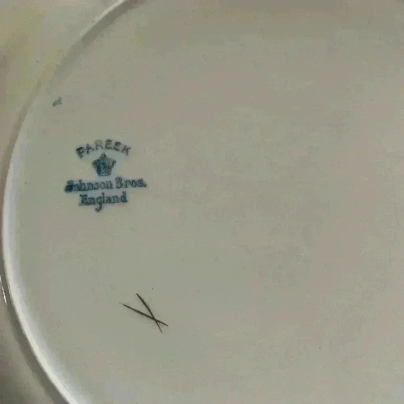 1939 Commemorative Plate King George VI  
by Pareek Johnson Bros - Picture 5 of 16